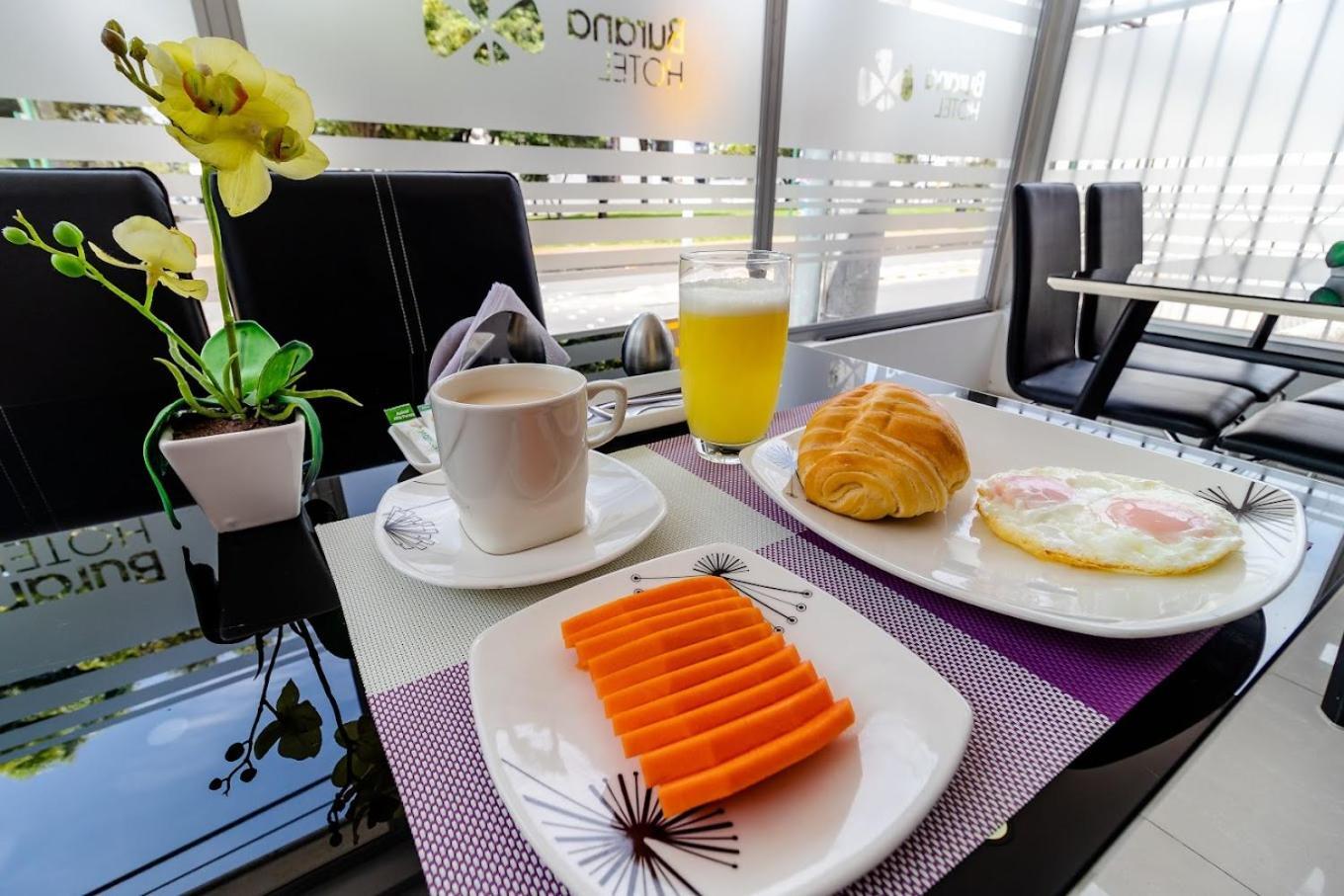 Hotel Burana Bogota Buitenkant foto